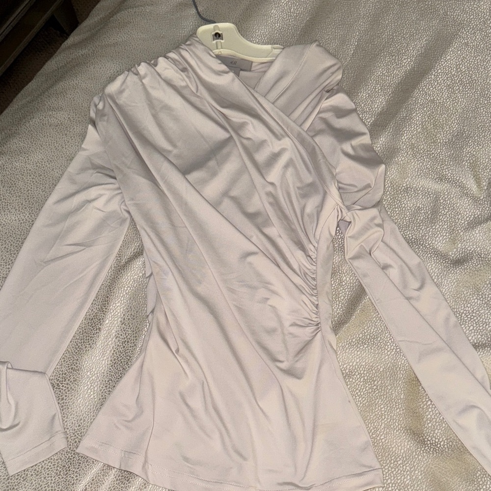 H&M Light Gray Ruched Blouse